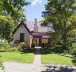 Carrs Creek Schoolhouse and surrounds. Carrs Creek Schoolhouse and surrounds.